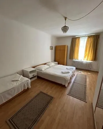 Corvin Panzio * Gyor