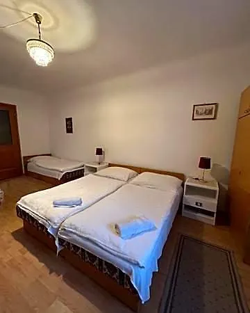 Corvin Panzio Bed & Breakfast