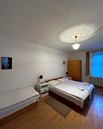 Corvin Panzio Nocleg ze śniadaniem Győr