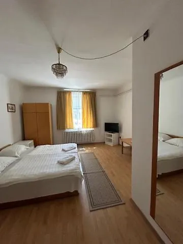 Bed & Breakfast Corvin Panzio