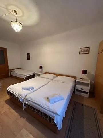 Corvin Panzio Gyor
